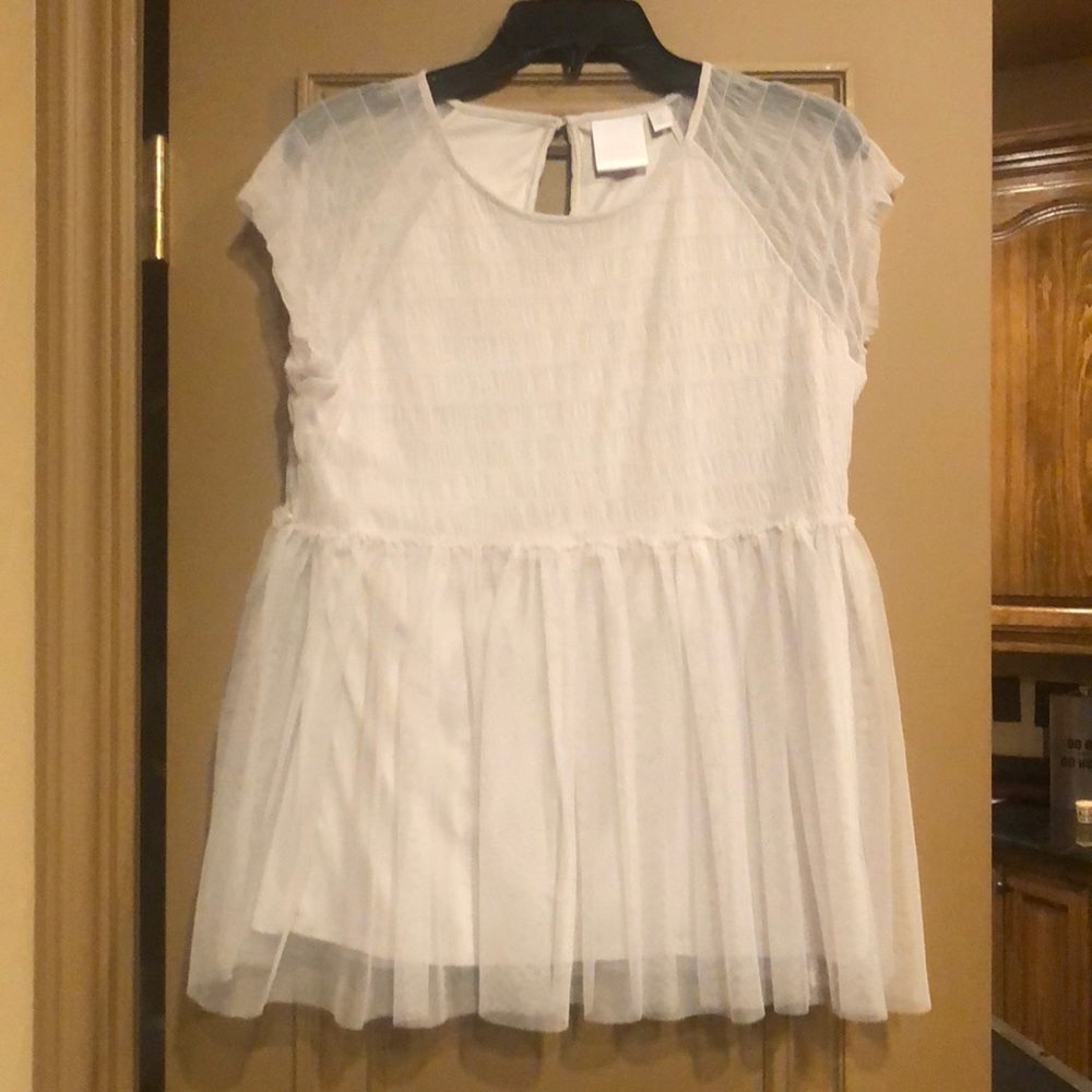 Like new tulle blouse